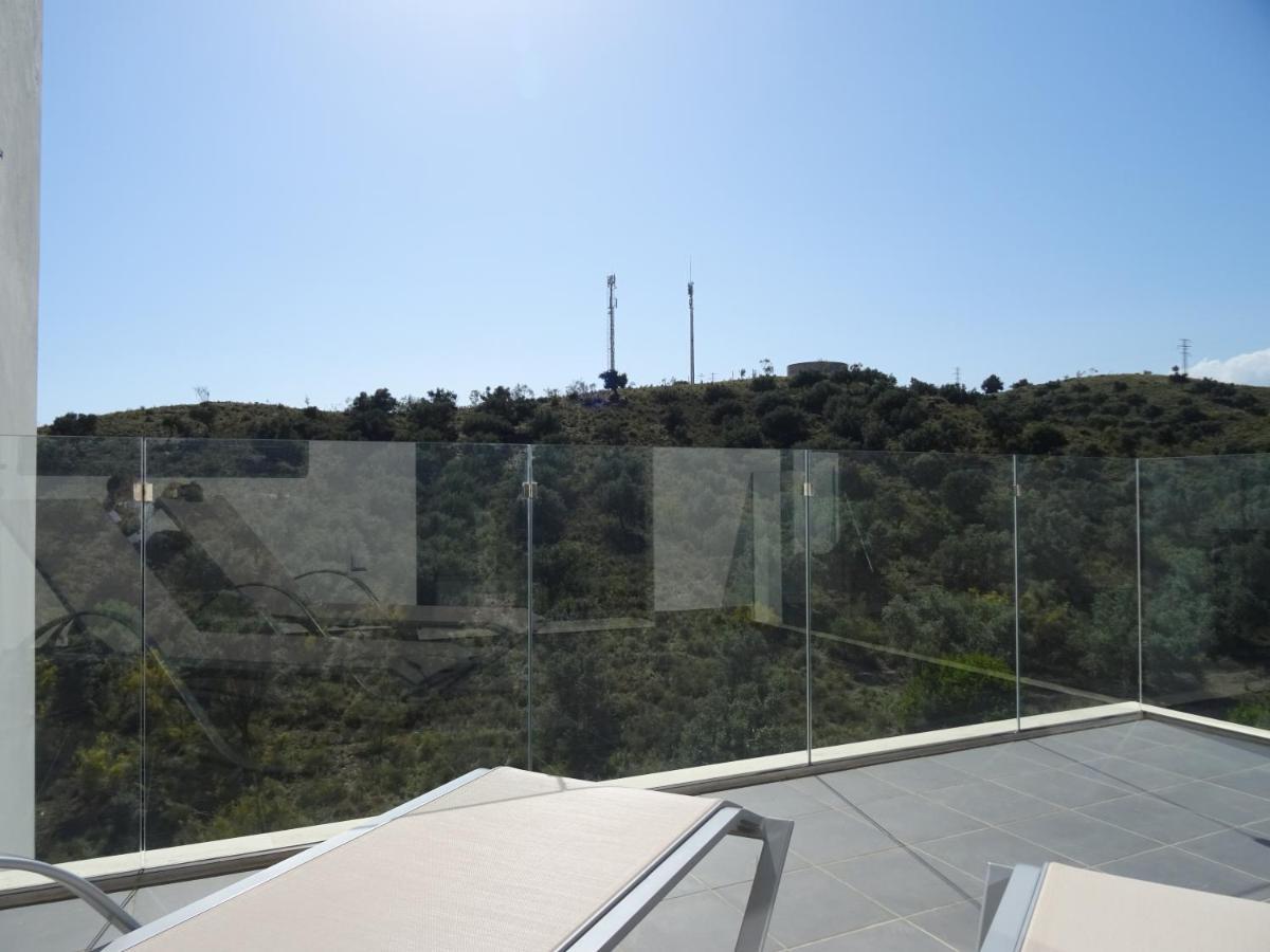 Wi-Fi Alta Velocidad De 1 Gbps Rodeado De Naturaleza Malaga Exterior photo